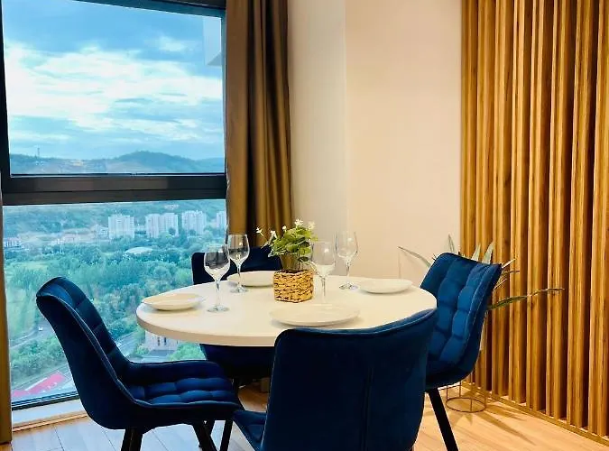19Th Floor Apartment